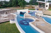 Placaje ceramice pentru piscine
