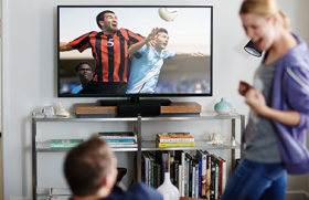 Cu sistemele home-cinema Bose nu doar vizionezi. Acum participi!
