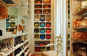 Sfaturi pentru amenajarea dressing-ului