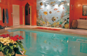 Faianta pictata pentru piscine