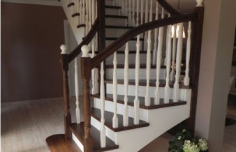Ghid pentru întreținerea scărilor din lemn masiv