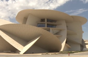 În interiorul spectaculosului muzeu construit de Jean Nouvel în Qatar (Video)