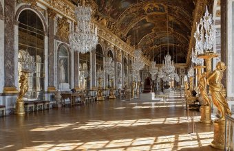 Un tur virtual al Palatului Versailles deosebit de detaliat (Video)