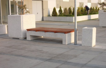 Mobilier urban din beton si piatra spalata