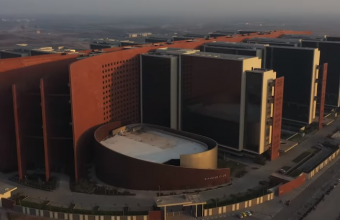 Cum arată și unde a fost construită cea mai mare clădire de birouri din lume, care a întrecut Pentagonul
