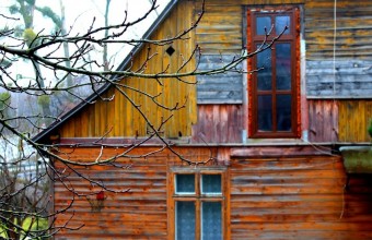 Doar 1 din 10 români ar fi pregătit financiar în cazul unui dezastru care i-ar afecta locuința – studiu