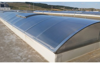 Vopsea protectie solara pentru acoperis de policarbonat