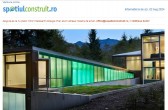 O casă în pădure cu vedere spre munți