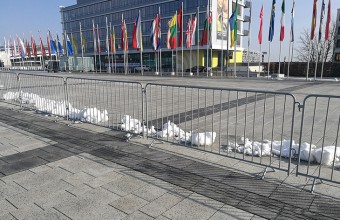  Garduri mobile delimitare evenimente sau lucrari - Bariere tip jandarmerie