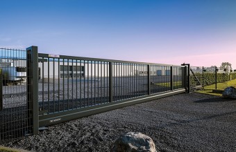 Porti de acces industriale, metalice